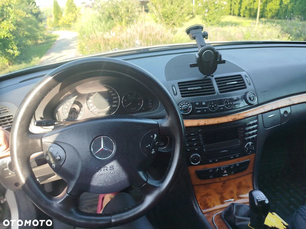 Mercedes-Benz Klasa E 220 CDI T Elegance - 15