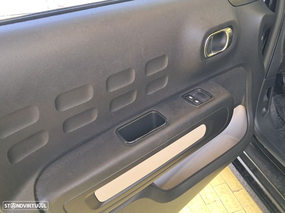 Citroën C3 1.2 PureTech Feel - 3