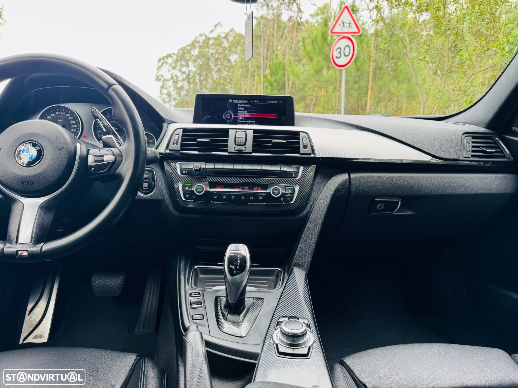 BMW 320 d Touring Auto Pack M - 39