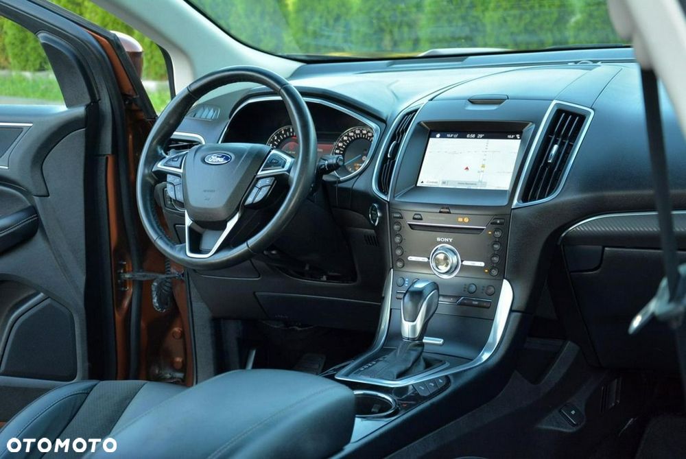 Ford Edge 2.0 TDCi Bi-Turbo 4x4 ST-LINE - 19