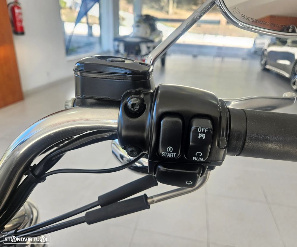 Harley-Davidson VRSCB V-ROD Como NOVA - 17