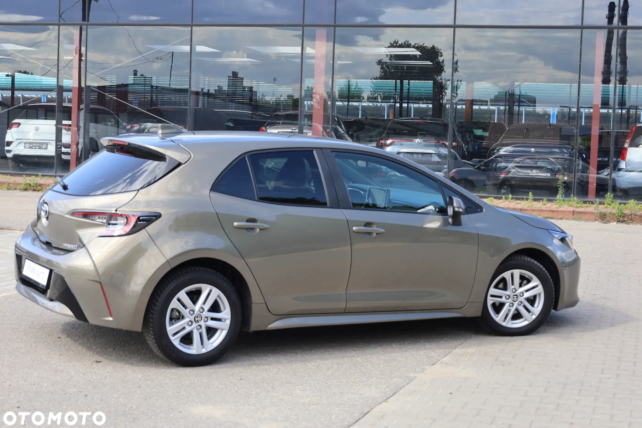 Toyota Corolla 1.8 Hybrid - 20