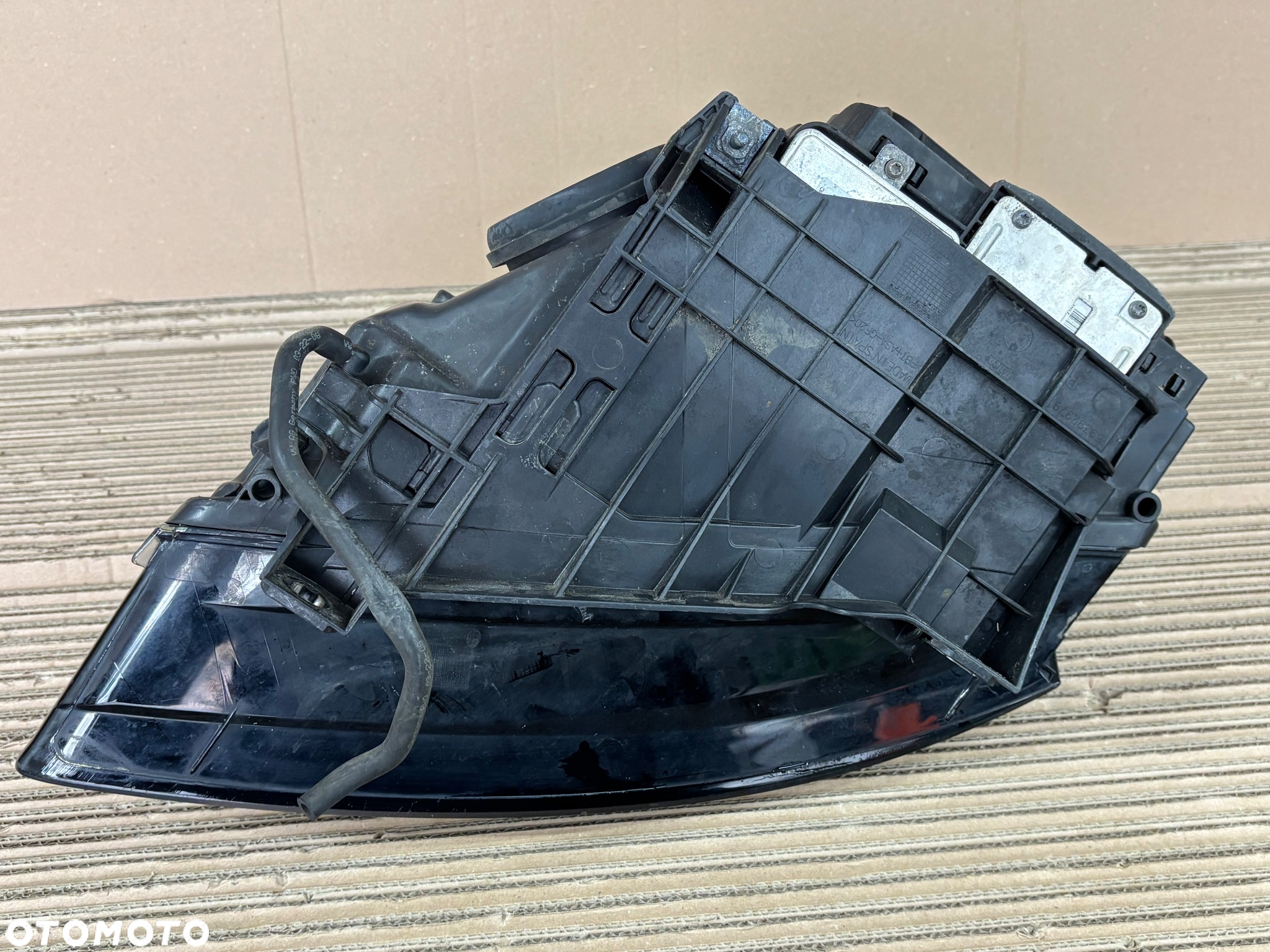 Lampa lewa Xenon Audi A5 8T0 skrętna - 4