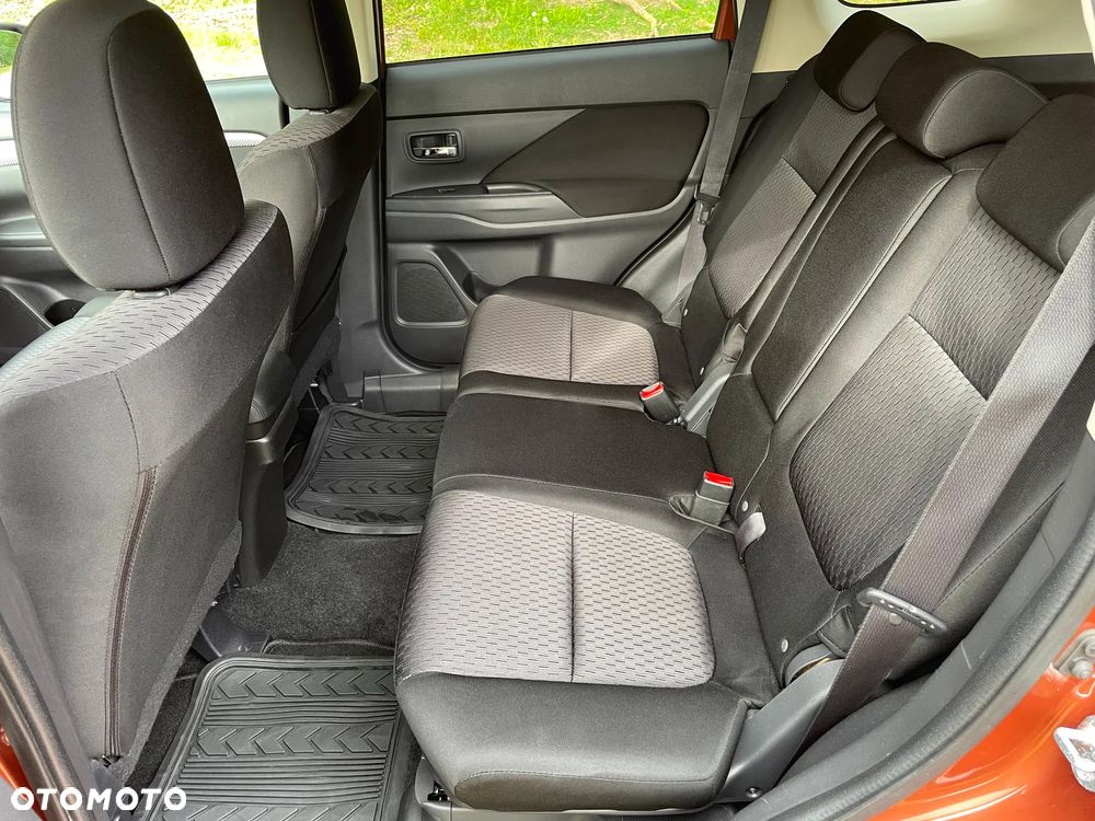 Mitsubishi Outlander 2.0 Intense - 6