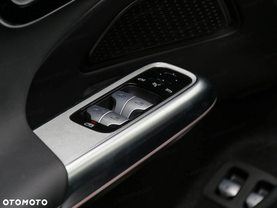 Mercedes-Benz Klasa E 220 d mHEV 4-Matic AMG 9G-Tronic - 12
