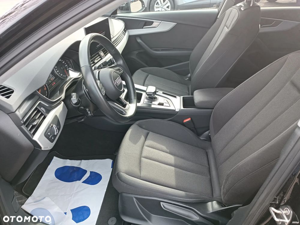 Audi A4 Limousine - 19