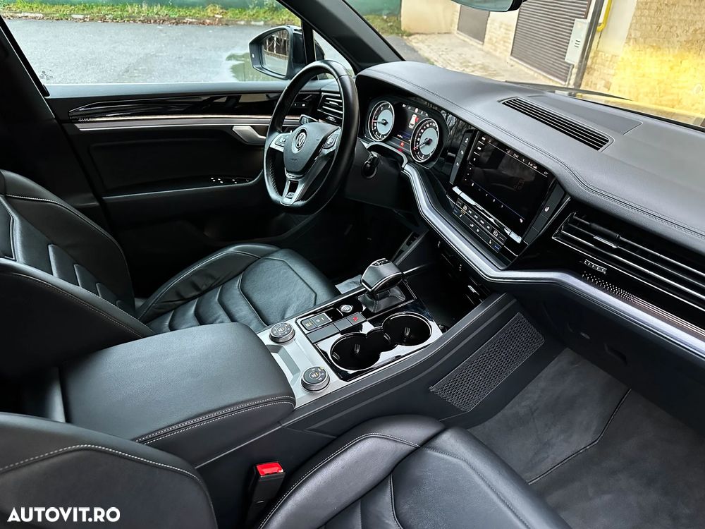 Volkswagen Touareg V6 TDI R-Style - 3