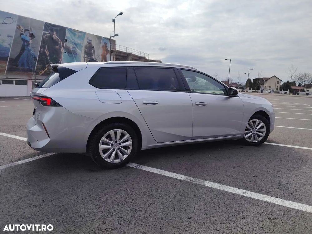 Opel Astra 1.5 D Business Elegance - 10