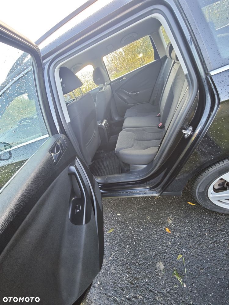Volkswagen Passat - 6