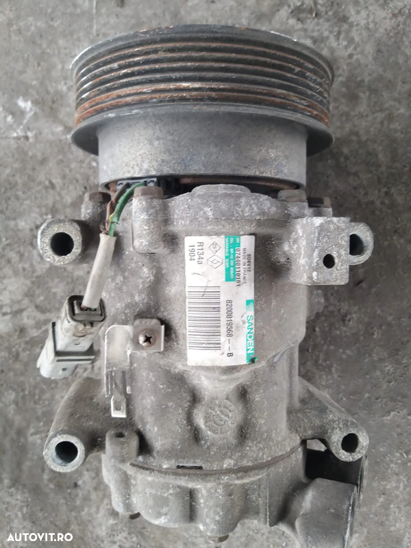 Compressor AC cod: 8200819568B pentru Renault Clio 3 1.2 Benzina