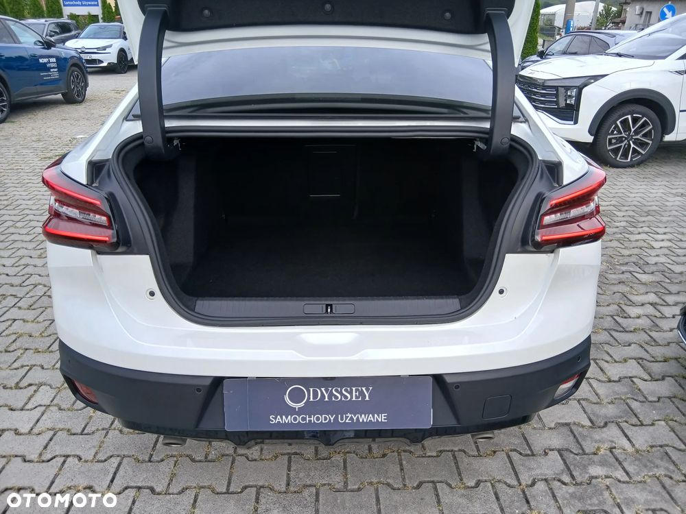 Citroën C4 1.2 PureTech Max S&S EAT8 - 19