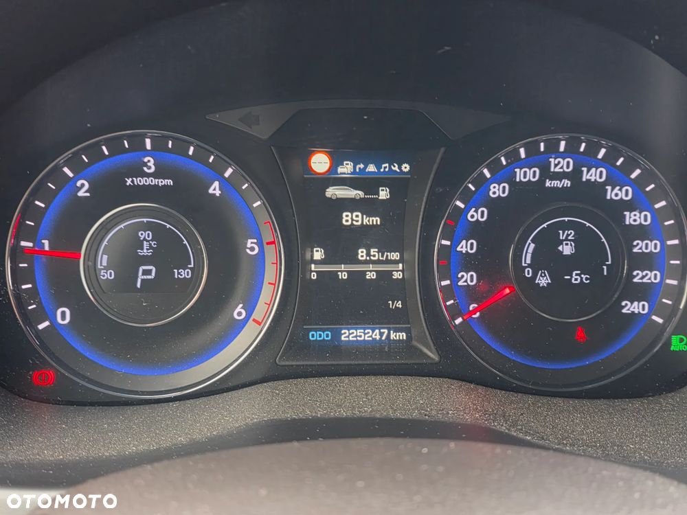 Hyundai i40 1.7 CRDi Premium DCT - 12