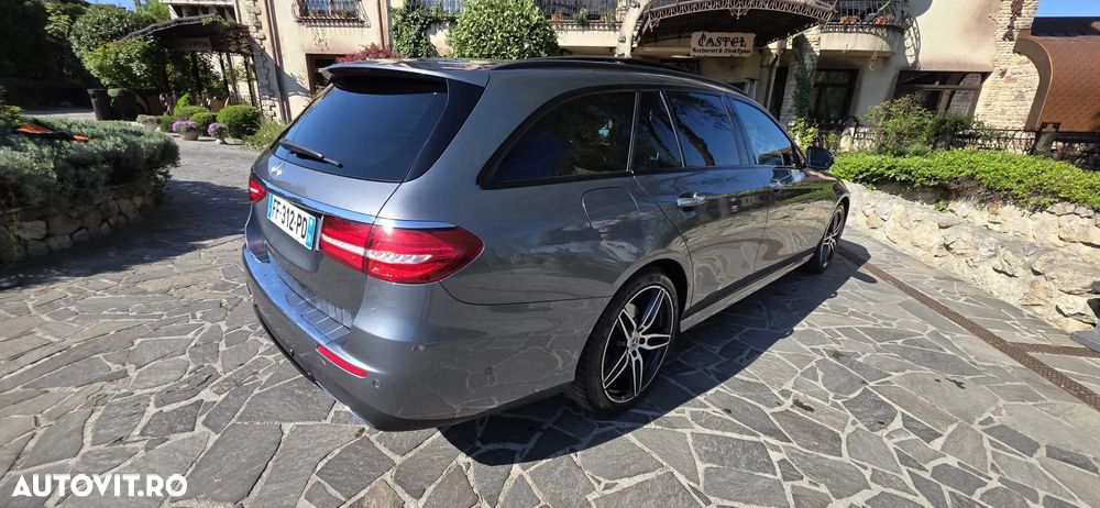Mercedes-Benz E 220 d 4MATIC 9G-TRONIC AMG Line - 31