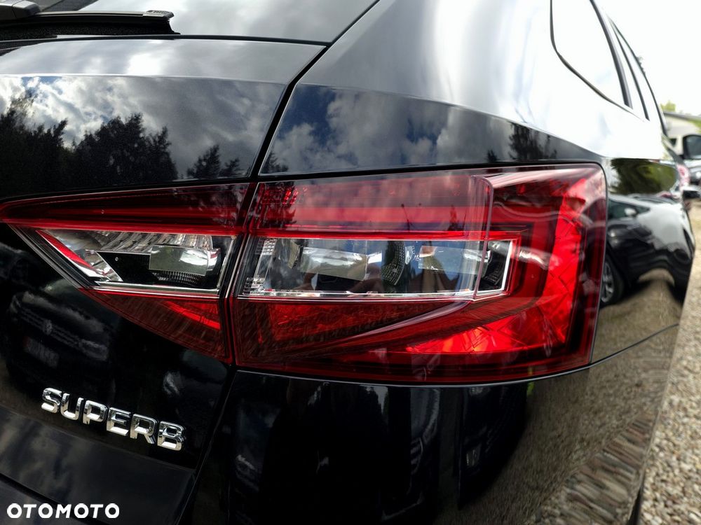 Skoda Superb 2.0 TDI Style DSG - 30