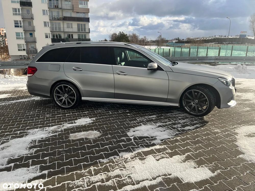 Mercedes-Benz Klasa E 300 BlueTec Hybrid - 4