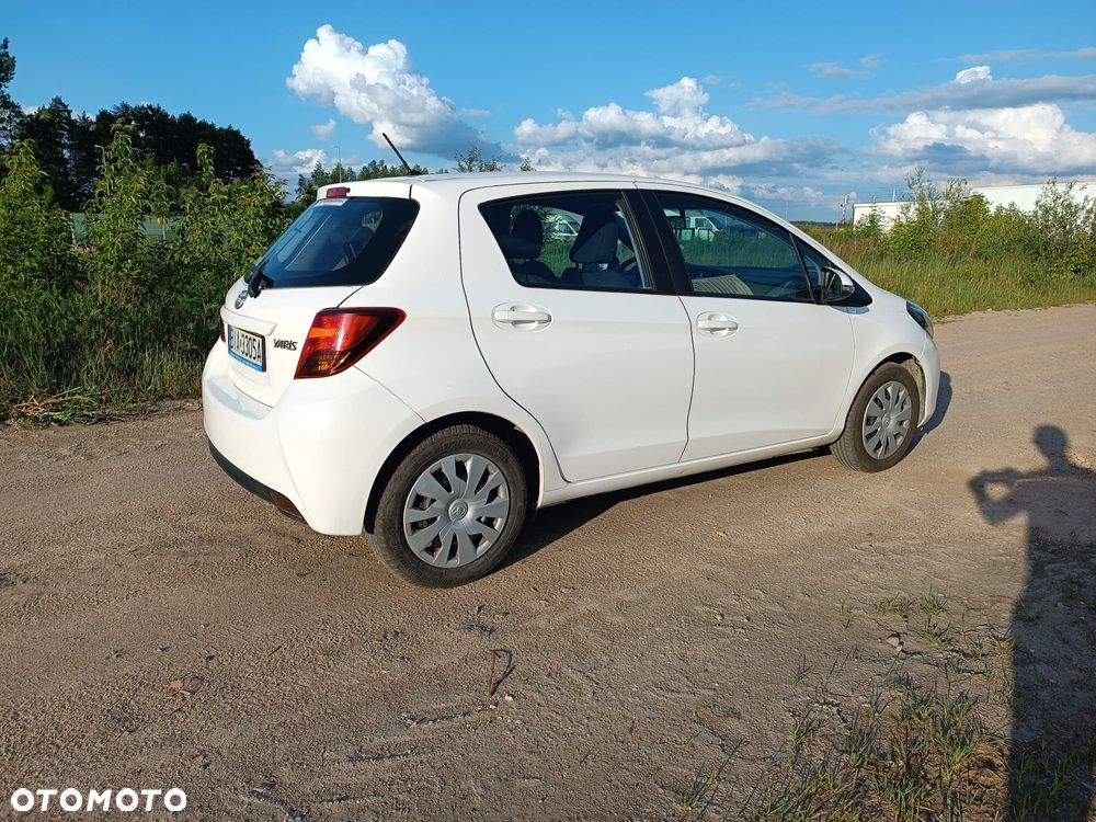 Toyota Yaris 1.33 Active EU6 - 4