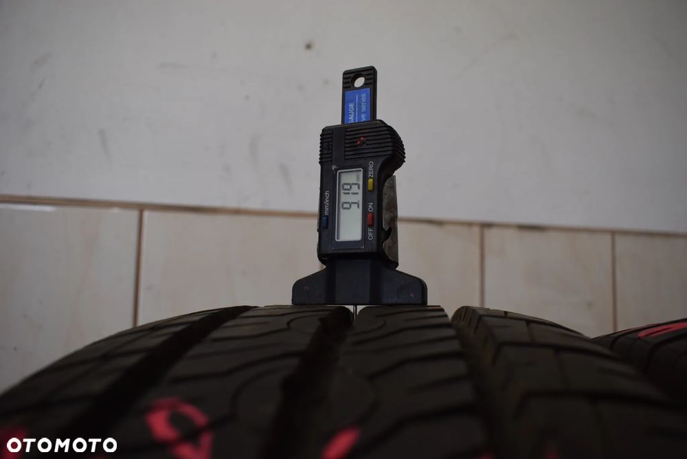 R15C 205/70 Semperit Van Life 2 Cena za parę - 4