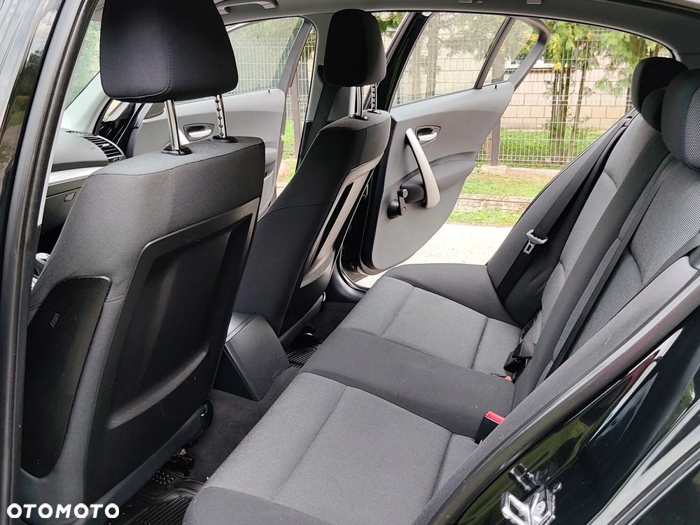BMW Seria 1 - 19
