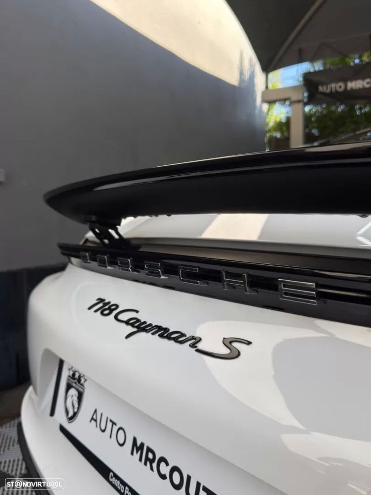 Porsche 718 Cayman 2.5 S PDK — fotografia 13
