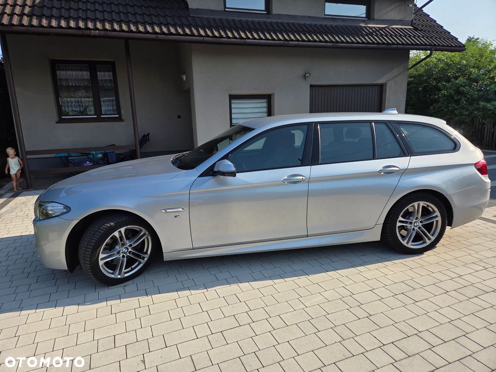 BMW Seria 5 520i Sport-Aut - 12