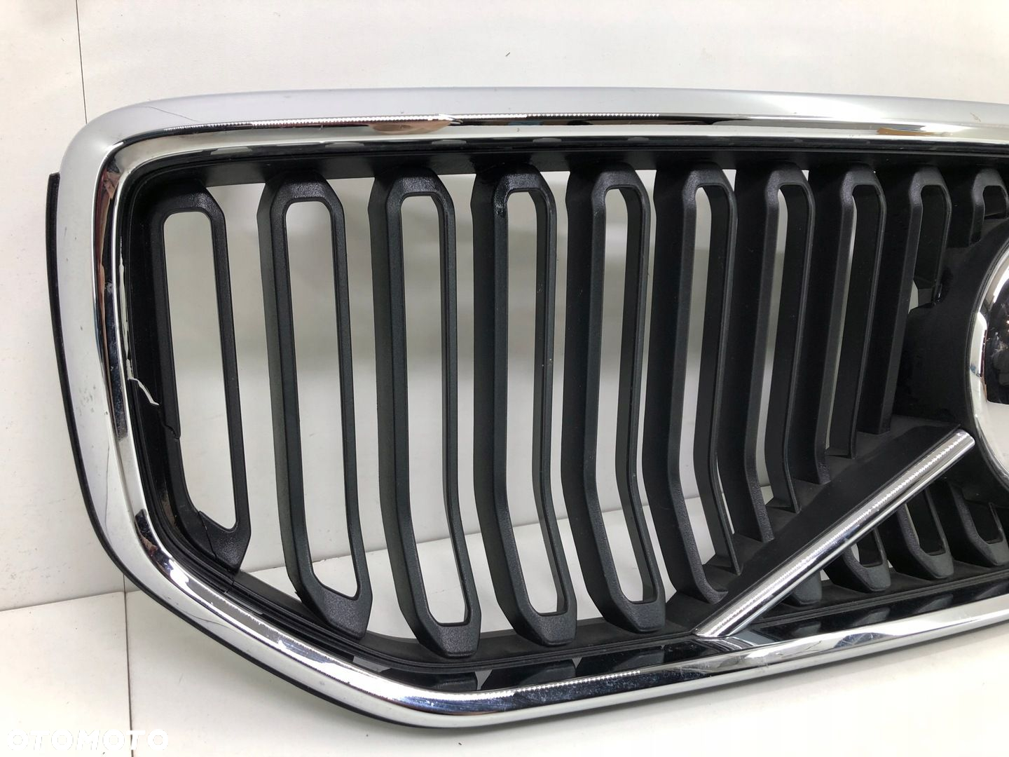 VOLVO XC40 ATRAPA GRILL ZDERZAKA PRZÓD 32365355 31479417 - 4