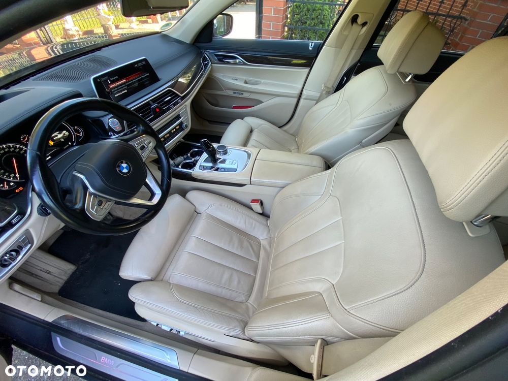 BMW Seria 7 730d - 8