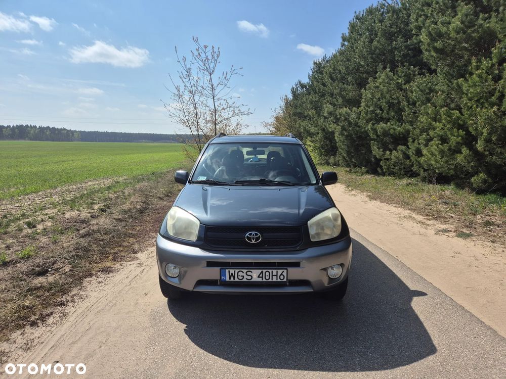 Toyota RAV4 1.8 VVT-i 4x2 - 2