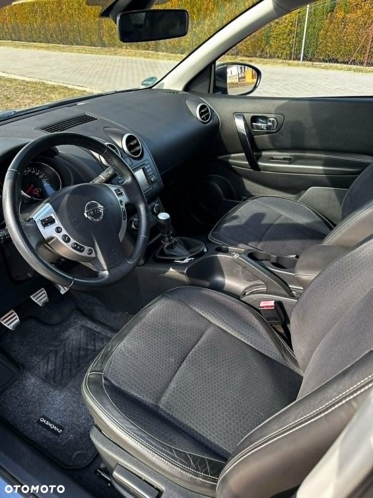 Nissan Qashqai+2 - 9