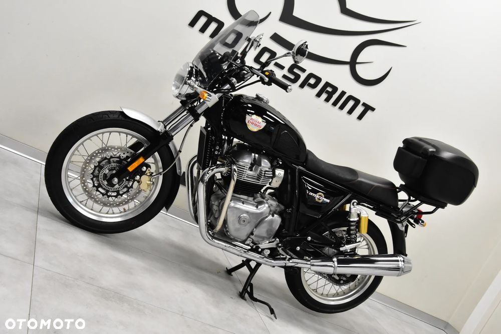 Royal Enfield Interceptor - 8