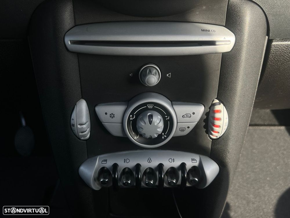 MINI 3 Portas Cooper D - 14