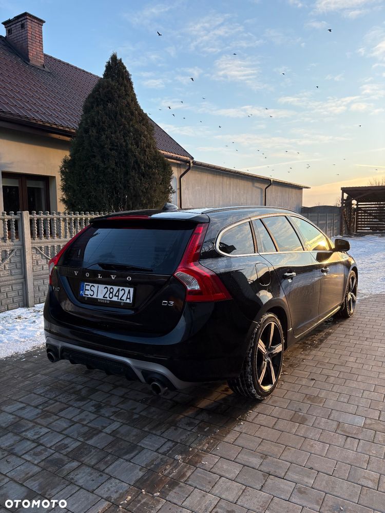 Volvo V60 D3 Drive-E R-Design Momentum - 5