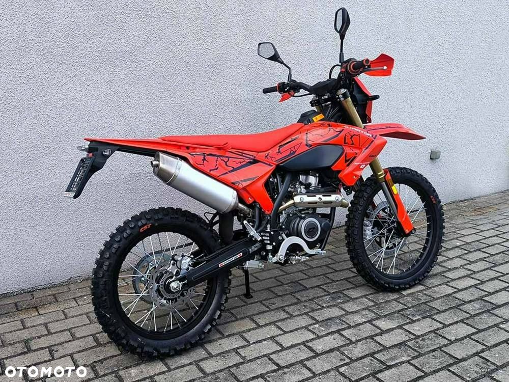 QJMOTOR COV 125X - 9
