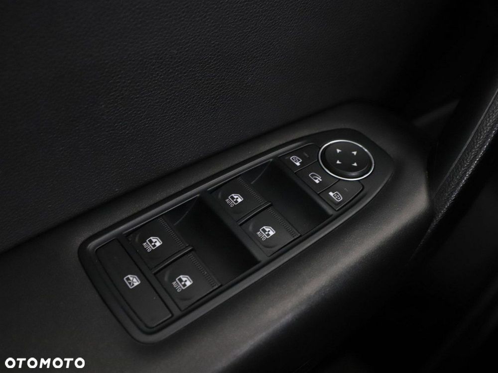 Renault Captur 1.0 TCe Zen - 34