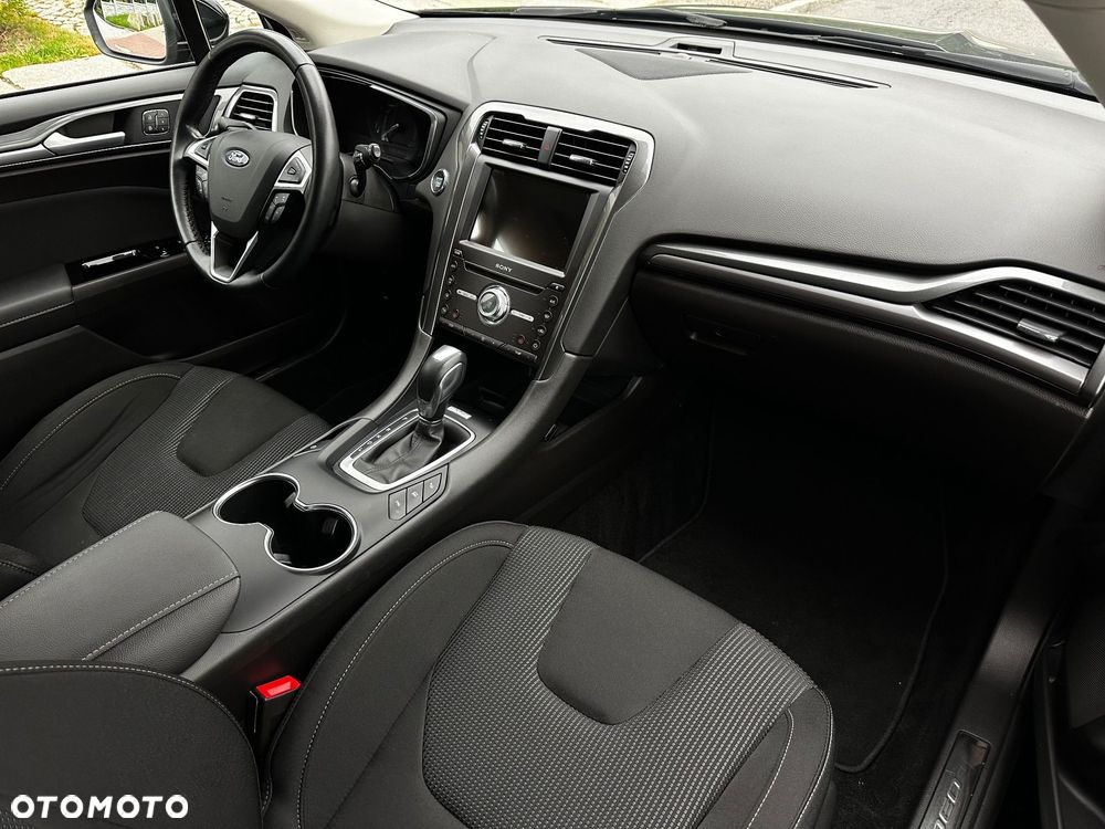 Ford Mondeo - 8