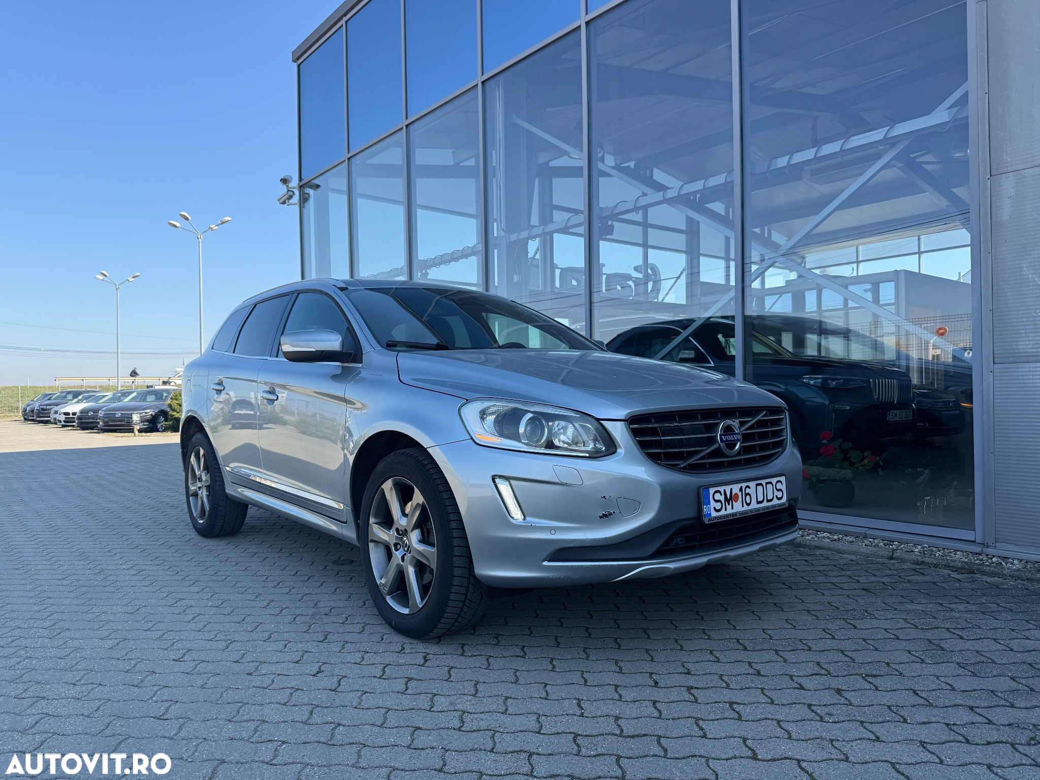 Volvo XC 60 D5 AWD Aut. Summum - 9