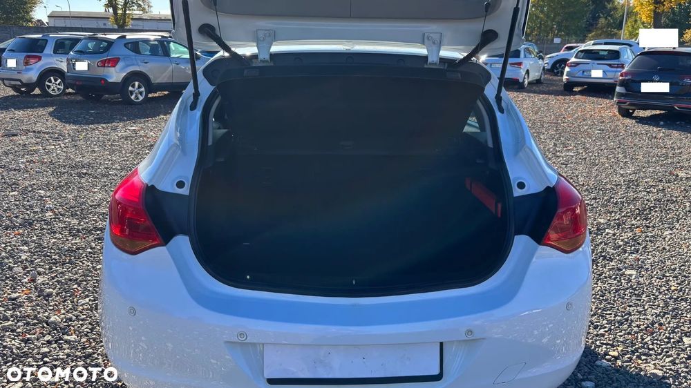 Opel Astra 1.4 Edition 111 Jahre - 18