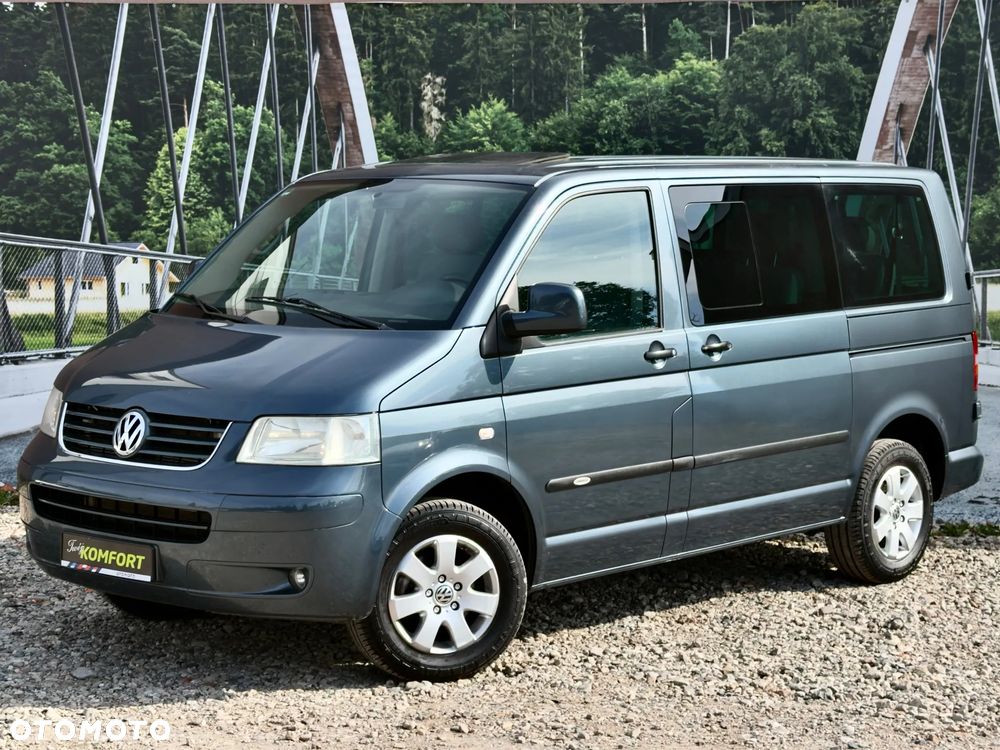 Volkswagen Caravelle - 8