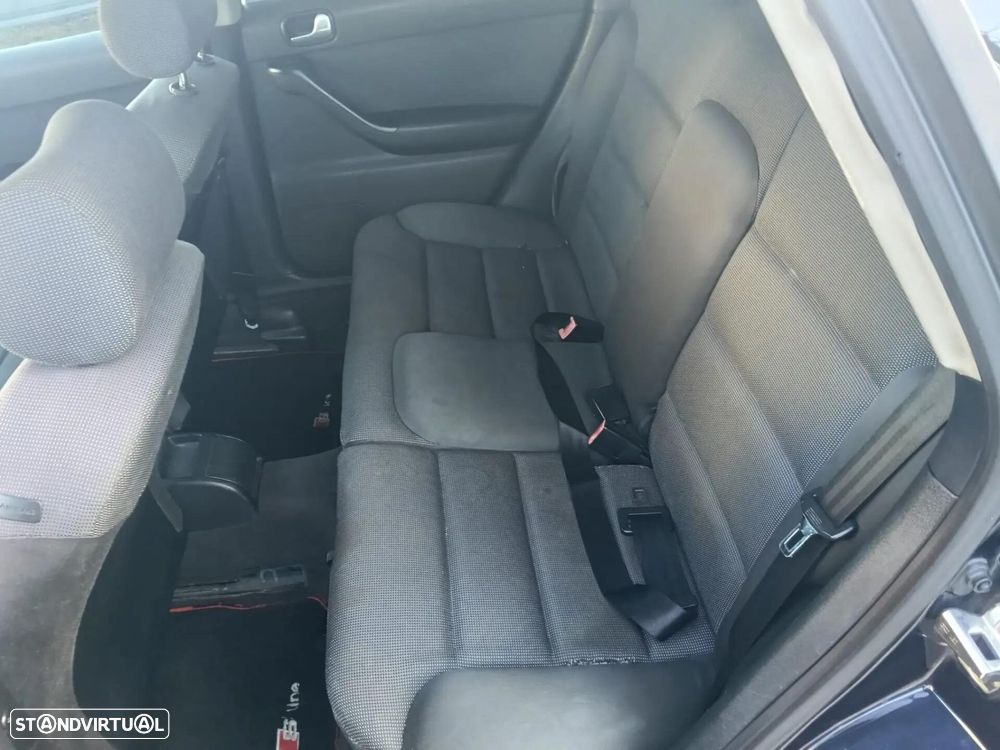 Audi A3 1.9 TDI Ambiente - 13