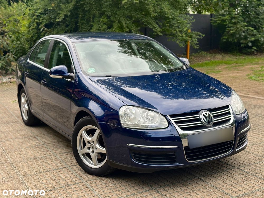 Volkswagen Jetta 1.9 TDI DPF Comfortline - 4
