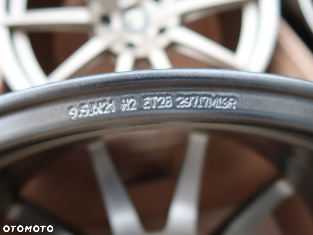 Felgi Aluminiowe Lamborghini URUS 21'' Gold Edytion - 15