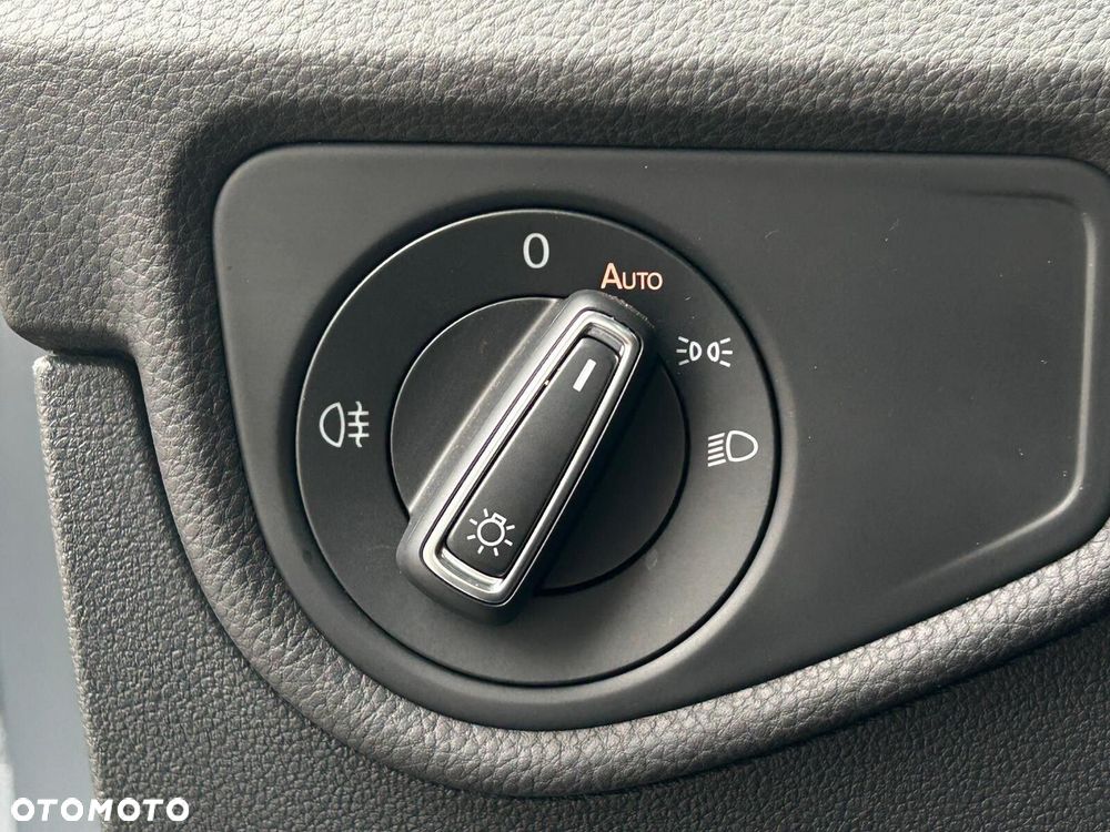 Volkswagen Touran 1.5 TSI EVO Comfortline DSG - 22