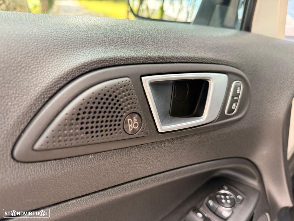 Ford EcoSport 1.0 EcoBoost ST-LINE - 14