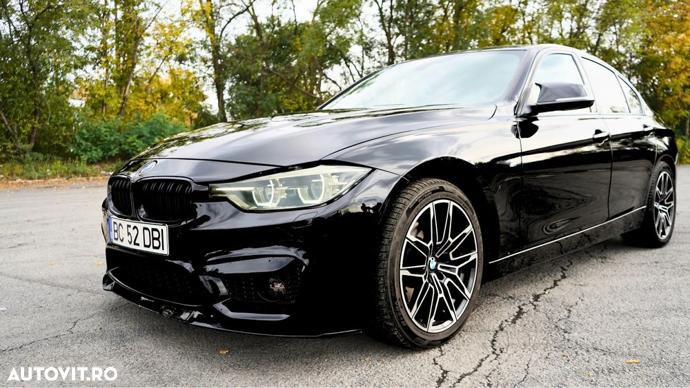BMW Seria 3 330i xDrive AT Luxury Line - 9