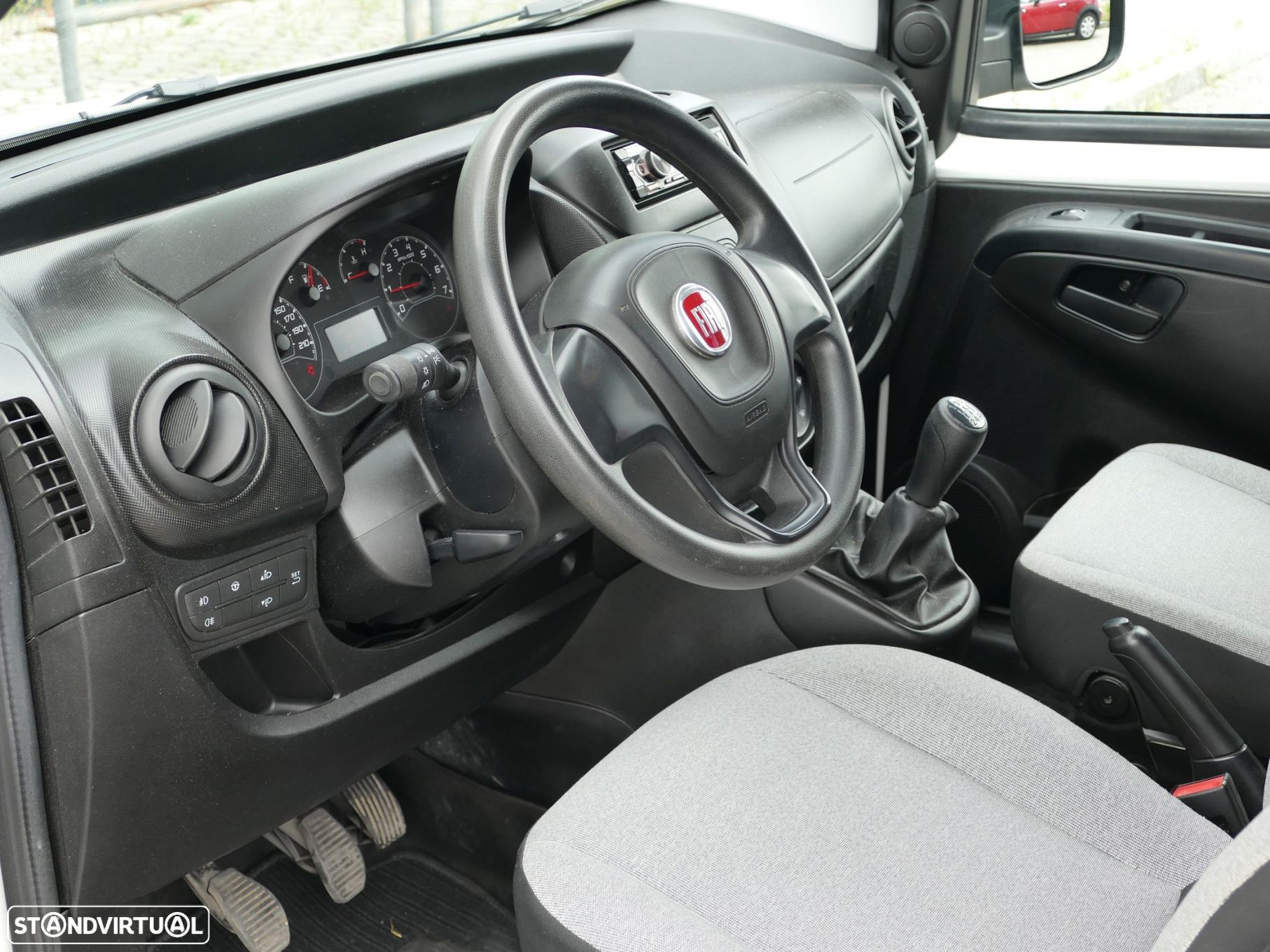 Fiat Fiorino Multijet SX Adventure - 17