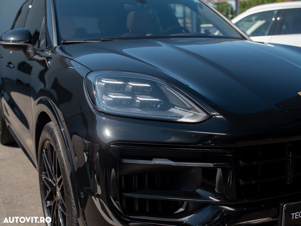 Porsche Cayenne - 14