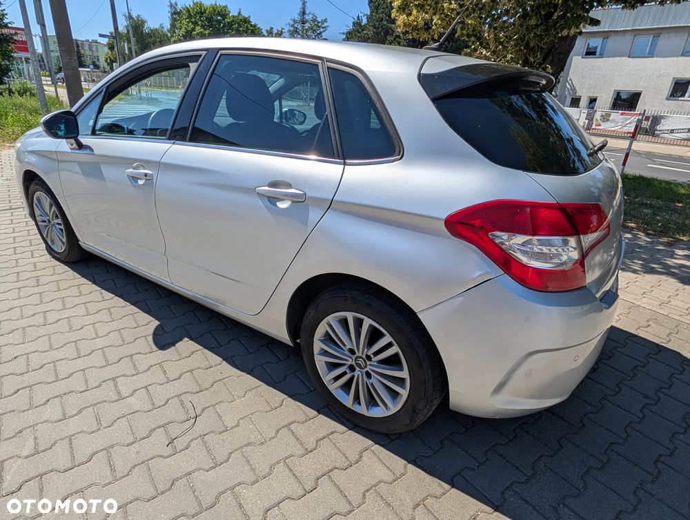 Citroën C4 HDi 90 Attraction - 15