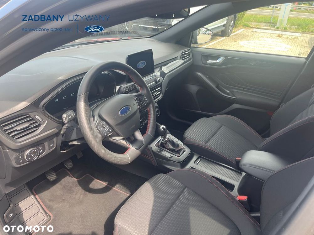 Ford Focus 1.0 EcoBoost Hybrid ST-LINE - 12