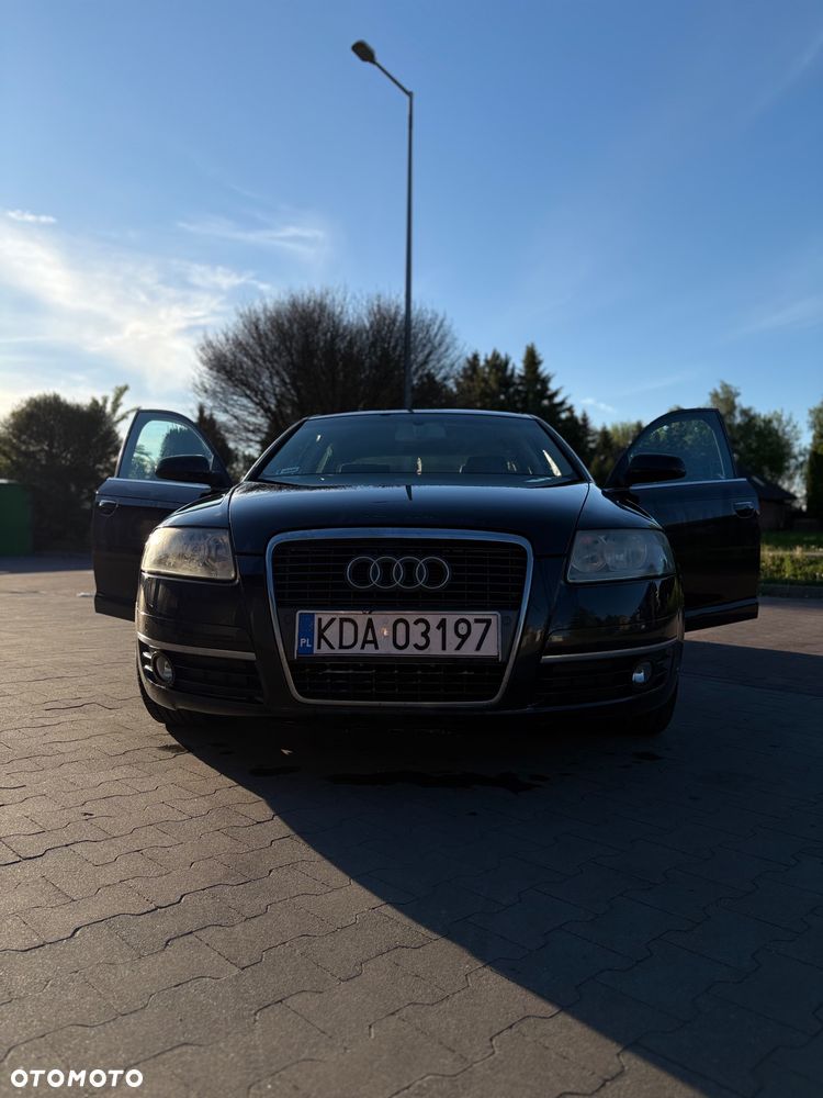 Audi A6 Limousine 2.4 - 3