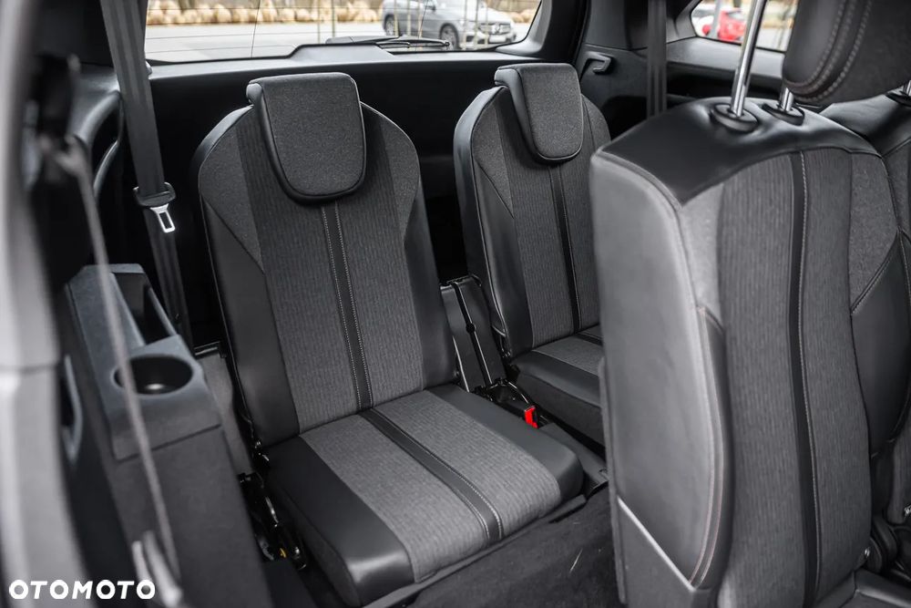 Peugeot 5008 BlueHDi 130 EAT8 Allure Pack - 11