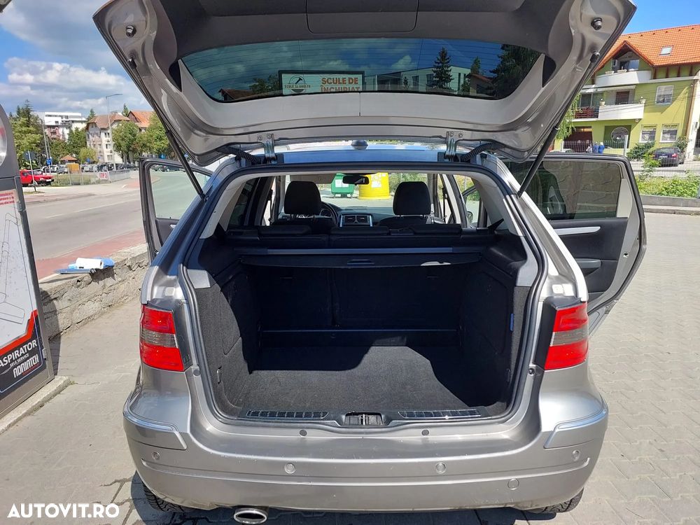Mercedes-Benz B 180 - 5